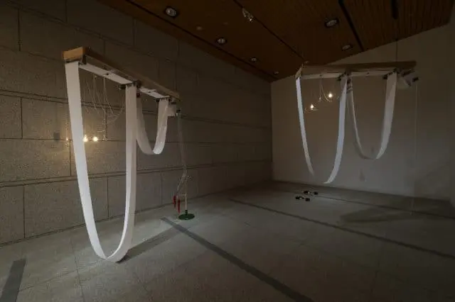 毛利悠子《I/O》2011-16