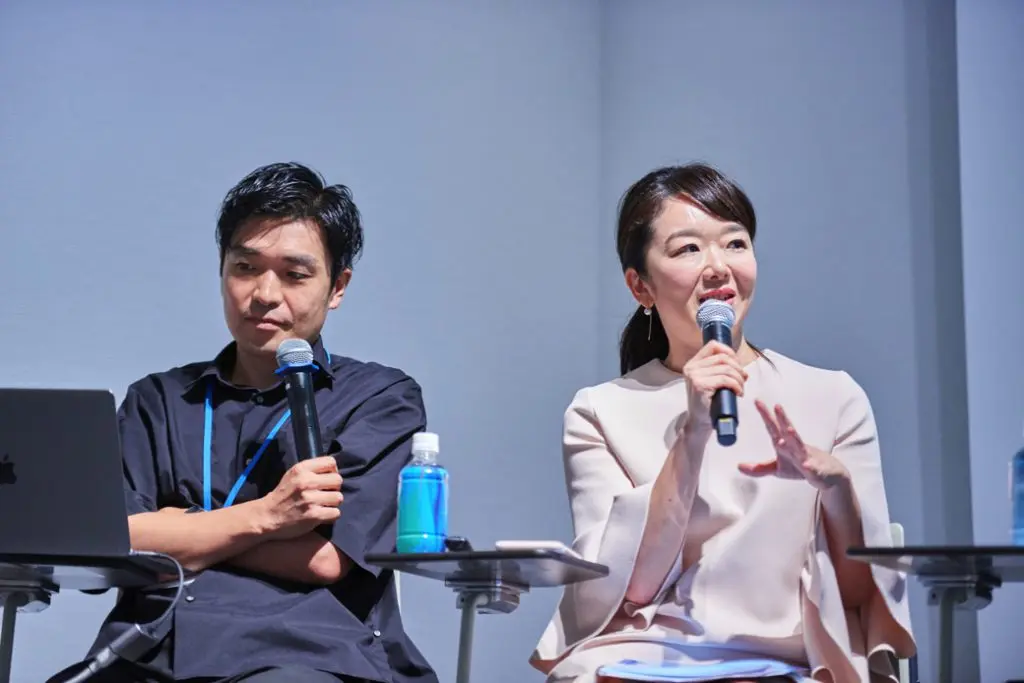 松本理寿輝さんと轟麻衣子さん