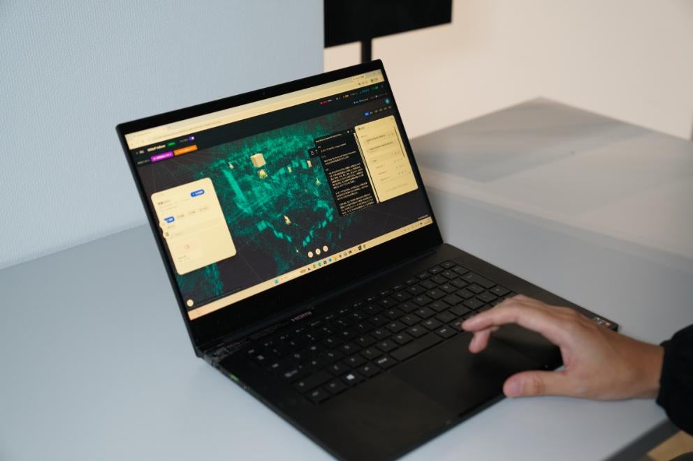 MR体験統合管理システム「Kadinche Layerd」