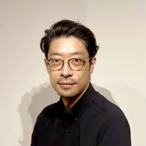 手塚 千尋