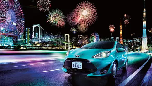 トヨタ自動車「AQUA」