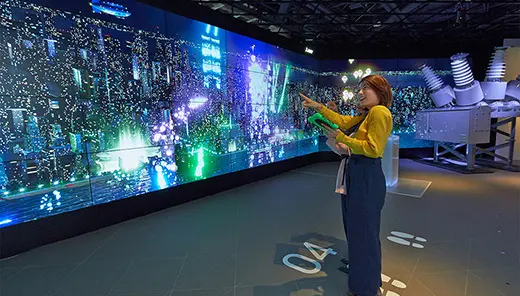 三菱電機  64面ディスプレイMEToA VISION「Twinkle City」