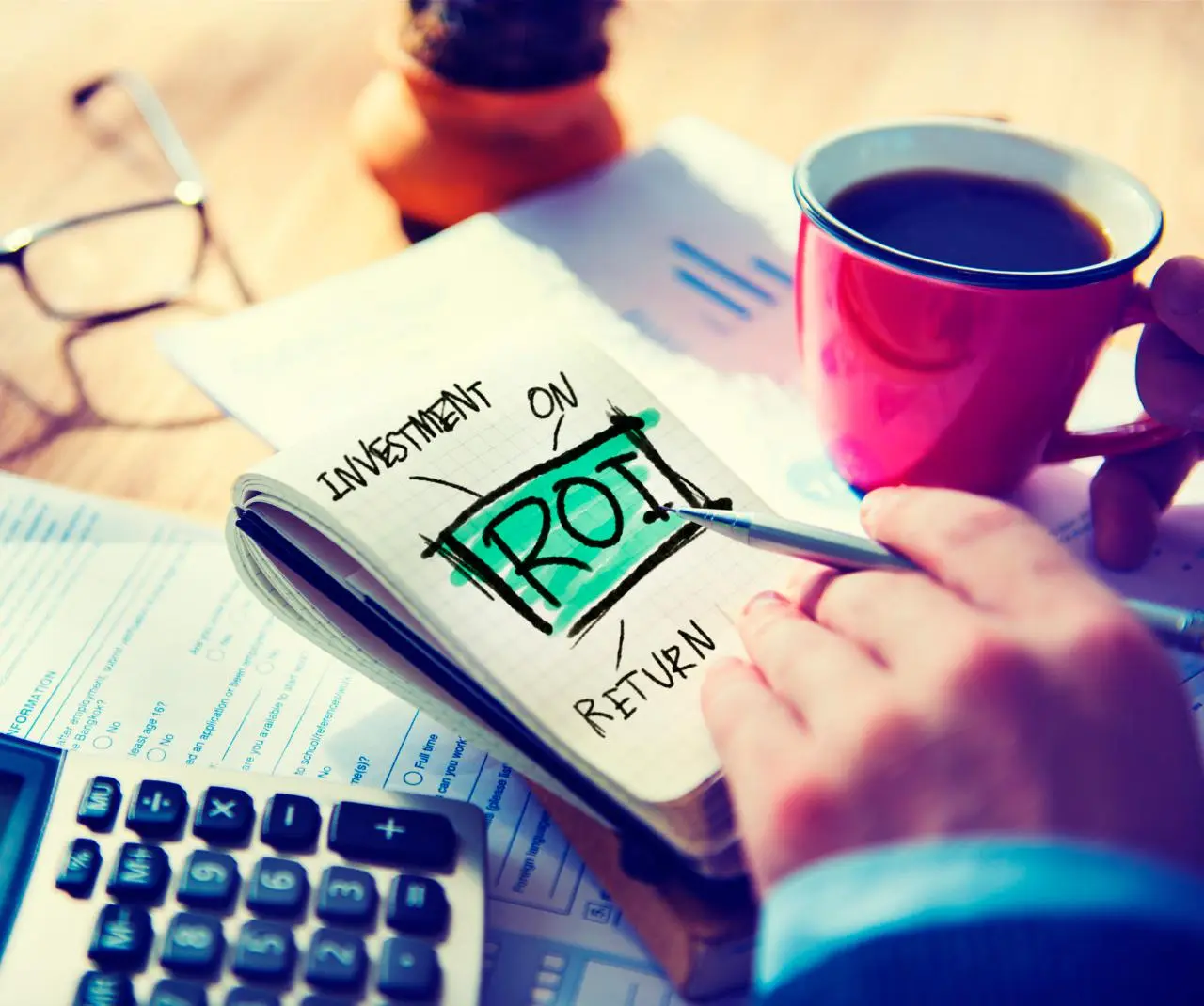 コンテンツマーケティングのROI: ブランドエクイティ、コンバージョン、ロイヤルティを測定する方法